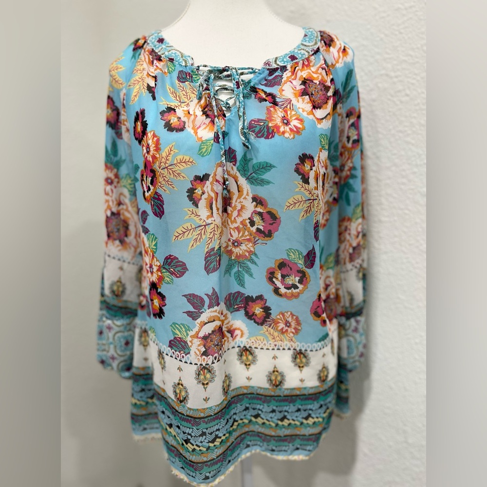 FIG AND FLOWER Boho Sheer Top EUC - Picture 2 of 8